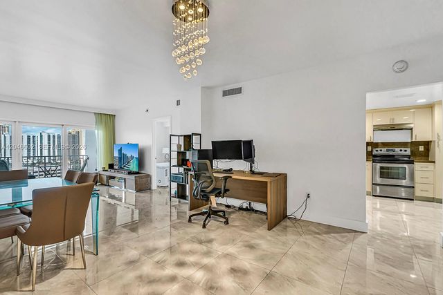 300 Bayview Dr 1709, Sunny Isles Beach, FL 33160
