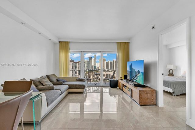 300 Bayview Dr 1709, Sunny Isles Beach, FL 33160