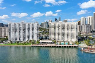 300 Bayview Dr 1709, Sunny Isles Beach, FL 33160