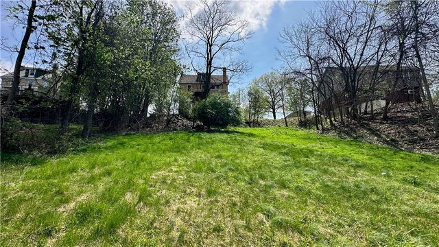 2518 Bethel Church Rd, Bethel Park, PA 15102