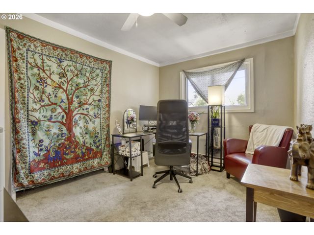 10112 Se CLINTON St, Portland, OR 97266
