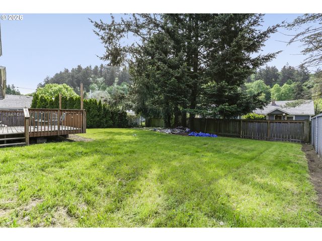 10112 Se CLINTON St, Portland, OR 97266