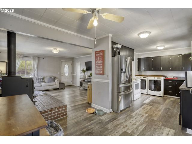 10112 Se CLINTON St, Portland, OR 97266