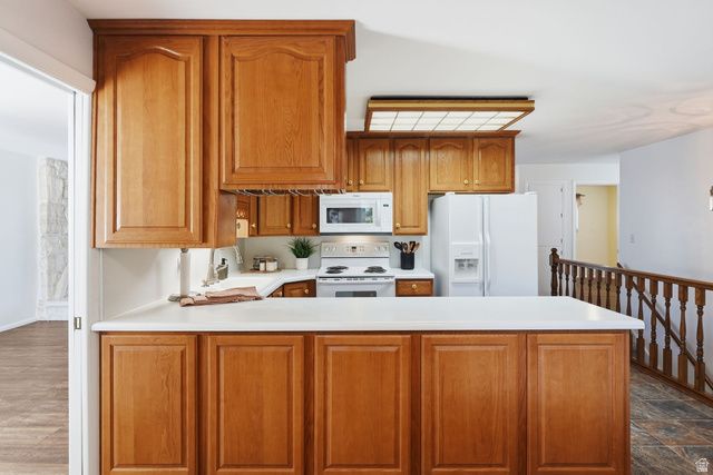 2524 E CAMELBACK RD, Cottonwood Heights, UT 84121