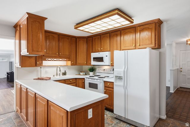 2524 E CAMELBACK RD, Cottonwood Heights, UT 84121