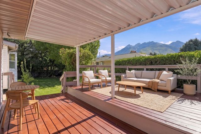2524 E CAMELBACK RD, Cottonwood Heights, UT 84121