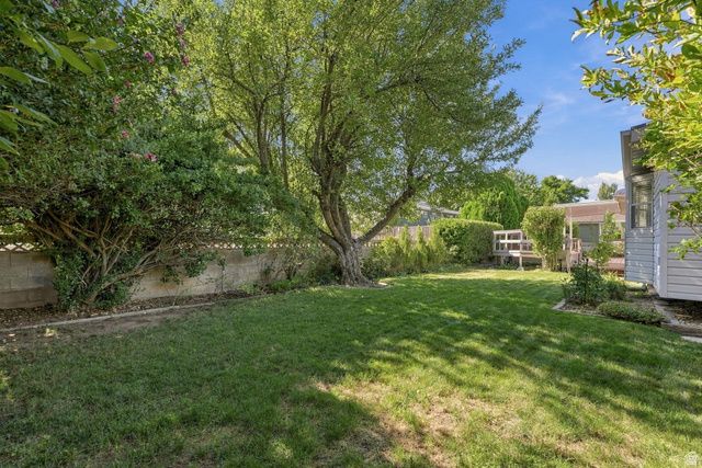 2524 E CAMELBACK RD, Cottonwood Heights, UT 84121