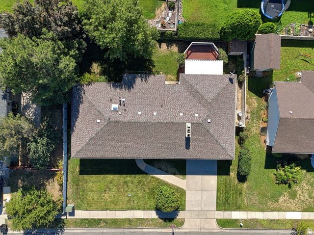 2524 E CAMELBACK RD, Cottonwood Heights, UT 84121