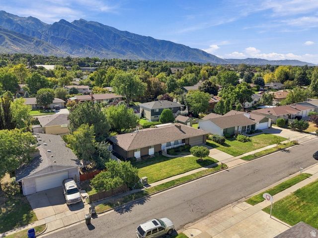 2524 E CAMELBACK RD, Cottonwood Heights, UT 84121