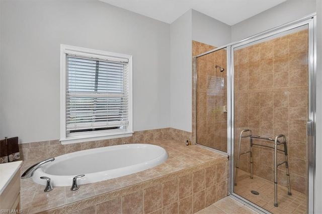 15627 Caloosa Creek CIR, Fort Myers, FL 33908