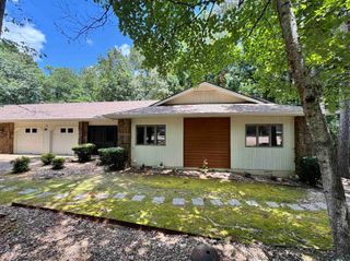 19 Emanuel Drive, Hot Springs Village, AR 71909