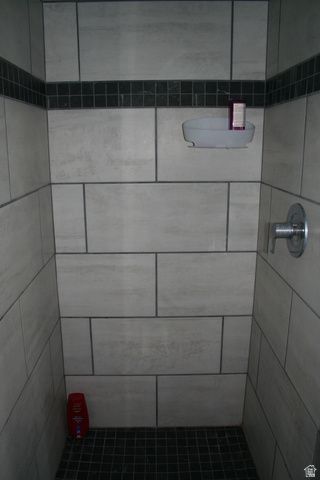 5868 N DRY FORK CANYON RD, Vernal, UT 84078