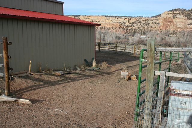 5868 N DRY FORK CANYON RD, Vernal, UT 84078