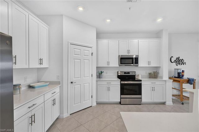 12051 Santaluz DR 201, Fort Myers, FL 33913