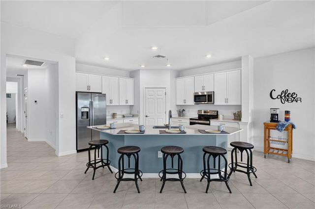 12051 Santaluz DR 201, Fort Myers, FL 33913