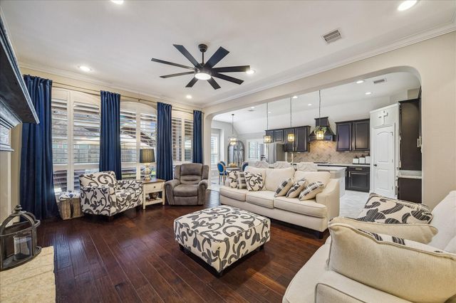 8722 Winston Ranch Parkway, Richmond, TX 77406