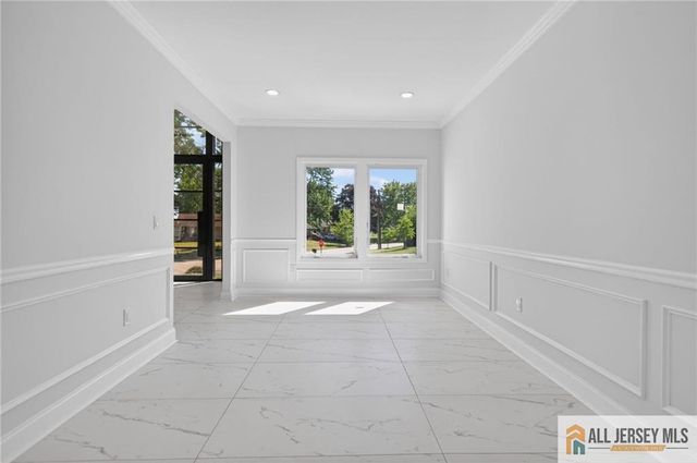 202 Willow Avenue, Piscataway, NJ 08854