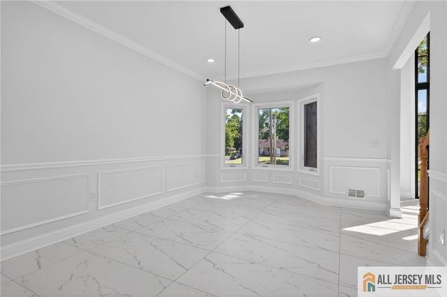 202 Willow Avenue, Piscataway, NJ 08854