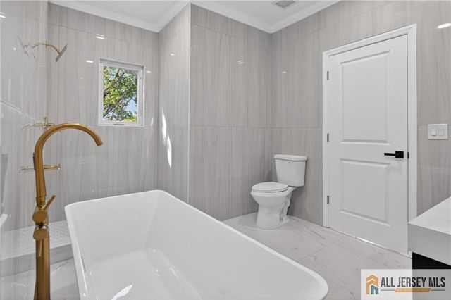 202 Willow Avenue, Piscataway, NJ 08854