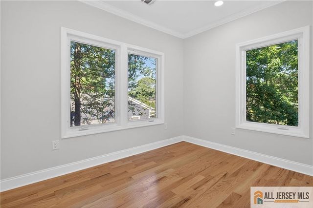 202 Willow Avenue, Piscataway, NJ 08854