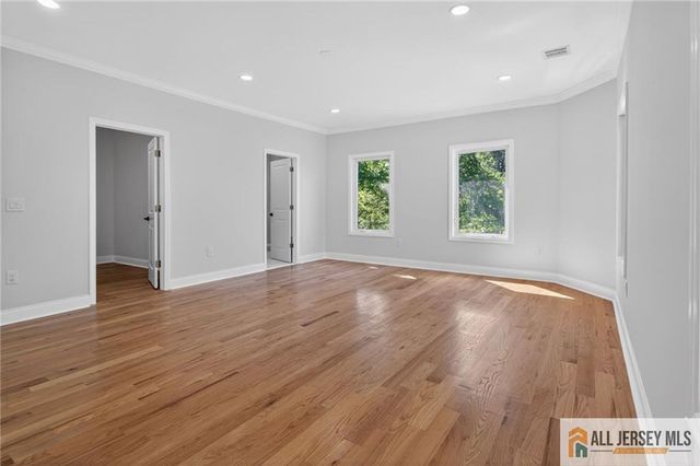 202 Willow Avenue, Piscataway, NJ 08854