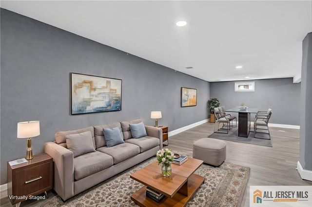 202 Willow Avenue, Piscataway, NJ 08854