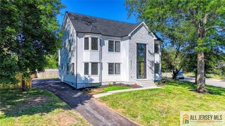 202 Willow Avenue, Piscataway, NJ 08854