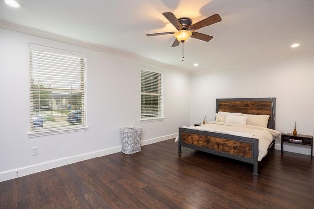 4545 Rusk Street, Houston, TX 77023