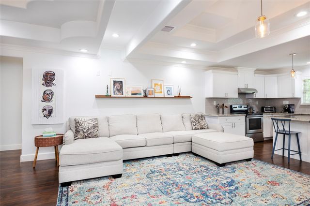 4545 Rusk Street, Houston, TX 77023