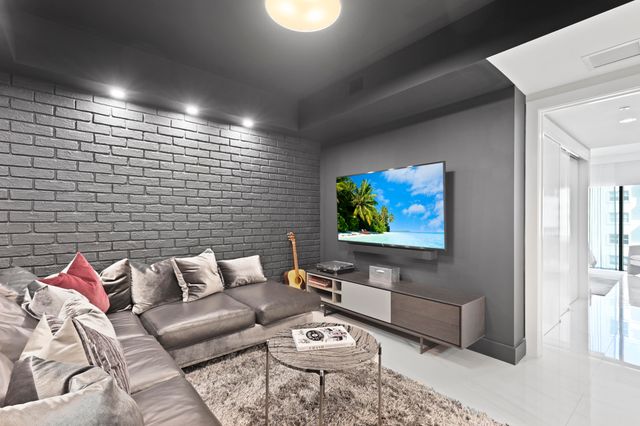 730 N Ocean Boulevard 1402, Pompano Beach, FL 33062