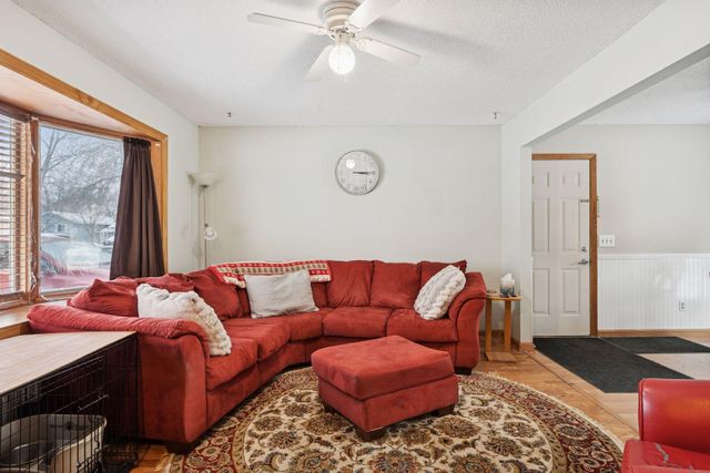 3255 116th Lane NW, Coon Rapids, MN 55433