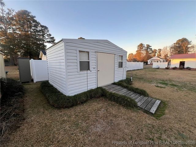 508 E Church Street, Rowland, NC 28383