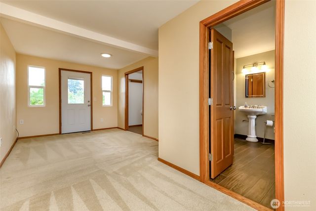 4992 31st Street NE, Tacoma, WA 98422