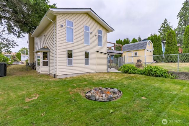 4992 31st Street NE, Tacoma, WA 98422