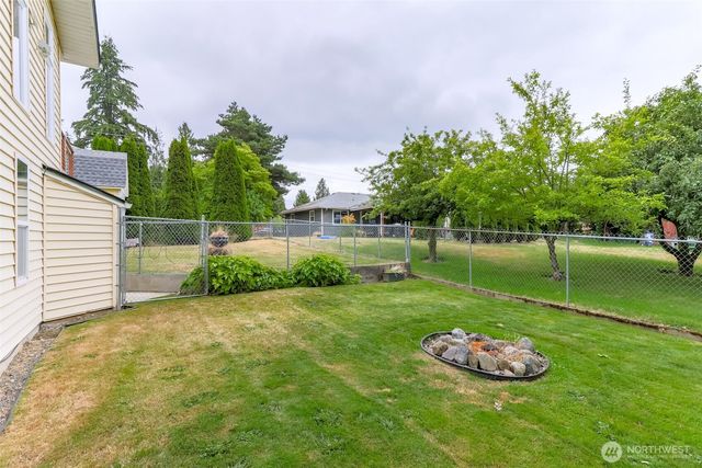 4992 31st Street NE, Tacoma, WA 98422