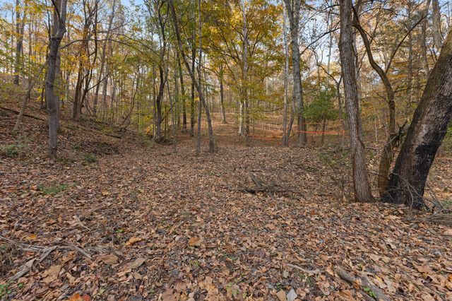 8552 Cub Creek Rd, Nashville, TN 37209