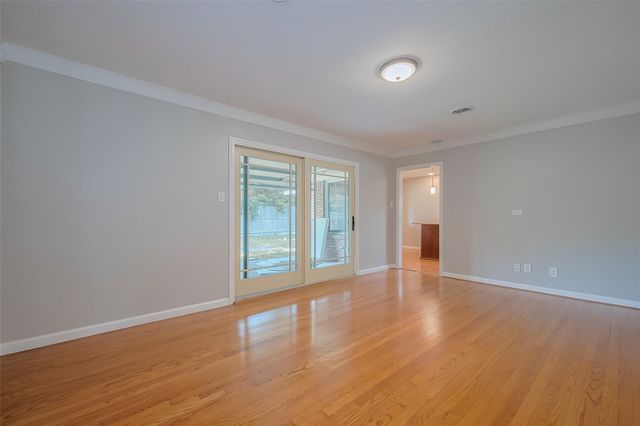 5243 Stillbrooke Drive, Houston, TX 77096