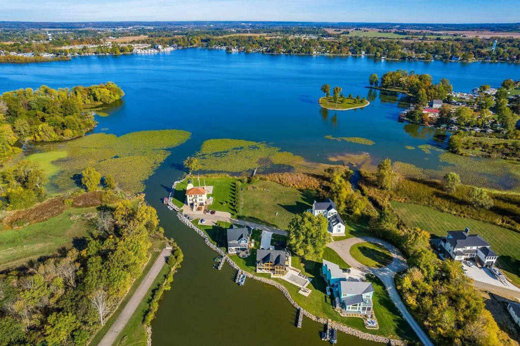 12 Mcmurray Way, Thornville, OH 43076