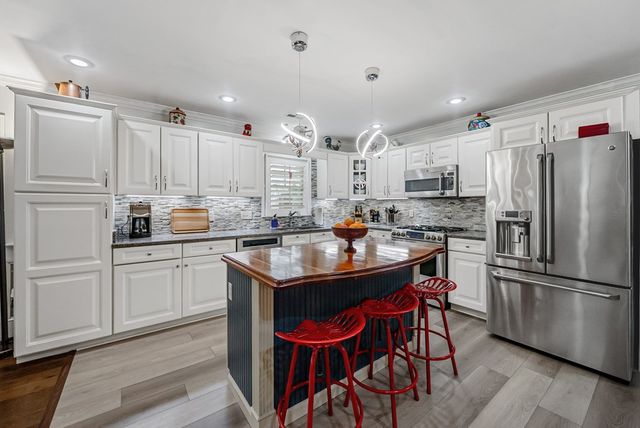 208 Marietta Drive, Hopkinsville, KY 42240