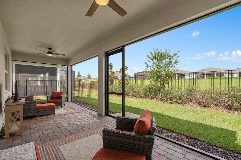 Image 13 of property listing at 2759 PURPLE MEADOW COURT, Minneola, FL 34715