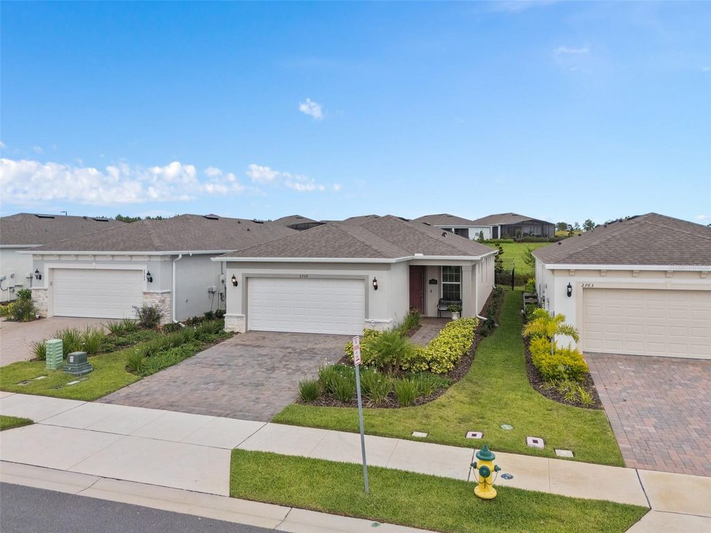 Image 32 of property listing at 2759 PURPLE MEADOW COURT, Minneola, FL 34715