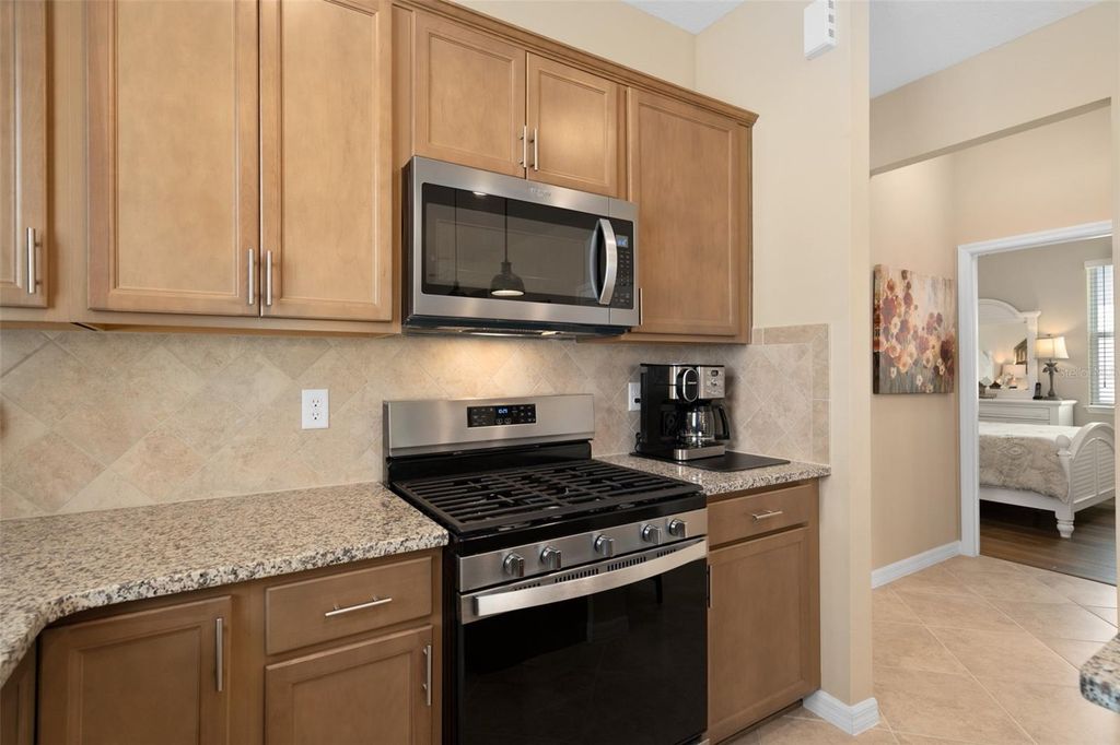 Image 7 of property listing at 2759 PURPLE MEADOW COURT, Minneola, FL 34715