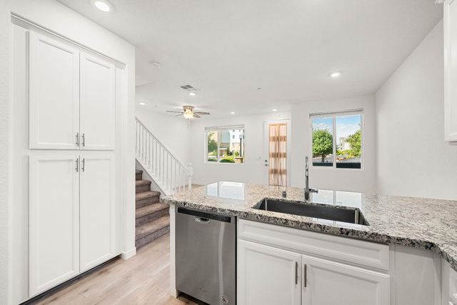 3790 E Commerce Way, Sacramento, CA 95834