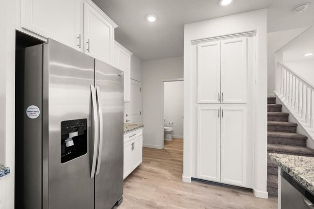 3790 E Commerce Way, Sacramento, CA 95834