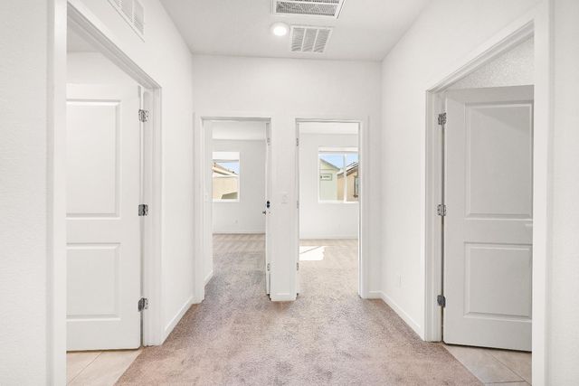 3790 E Commerce Way, Sacramento, CA 95834