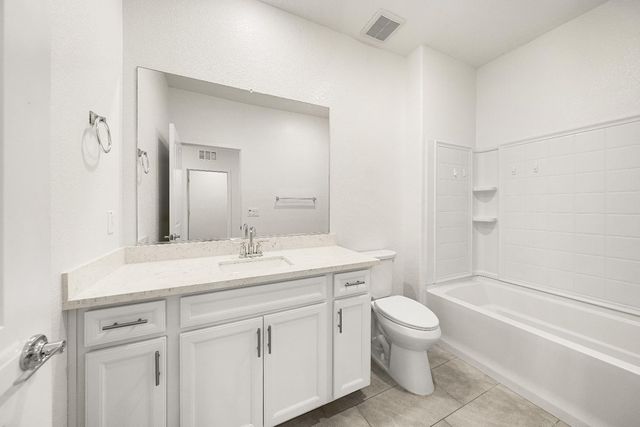 3790 E Commerce Way, Sacramento, CA 95834