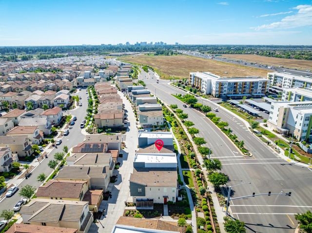 3790 E Commerce Way, Sacramento, CA 95834