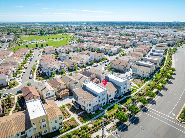 3790 E Commerce Way, Sacramento, CA 95834