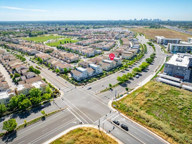 3790 E Commerce Way, Sacramento, CA 95834