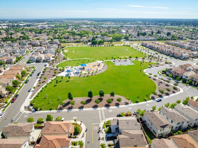 3790 E Commerce Way, Sacramento, CA 95834